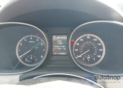 2017 Hyundai Santa Fe Sport 2.4L z USA, uszkodzony, nr VIN 5XYZT3LB2HG495952